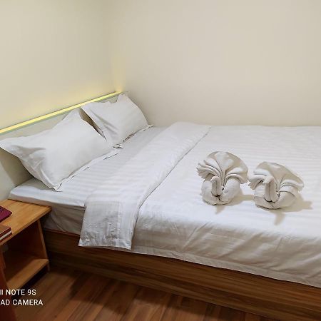November Hostel Yangon Luaran gambar